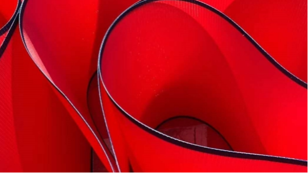 輸送網帶-熔噴布生產需要什么樣的網帶{旭瑞網業(yè)}